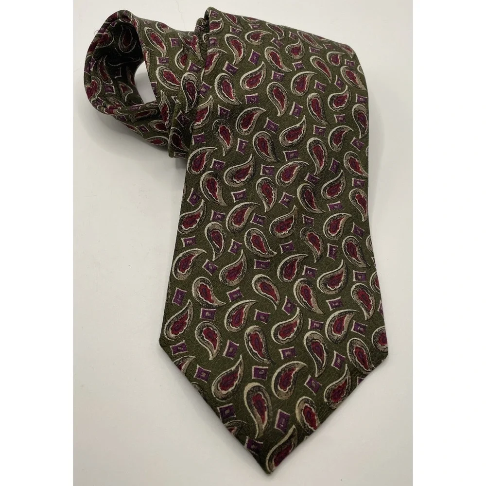 Authentic  CRISTIAN DIOR 100% Silk Olive Red Paisley Pattern Neck Tie  60